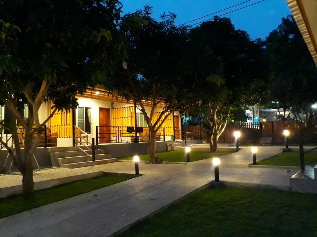 Nong Prue 班内克豪旅馆酒店 外观 照片