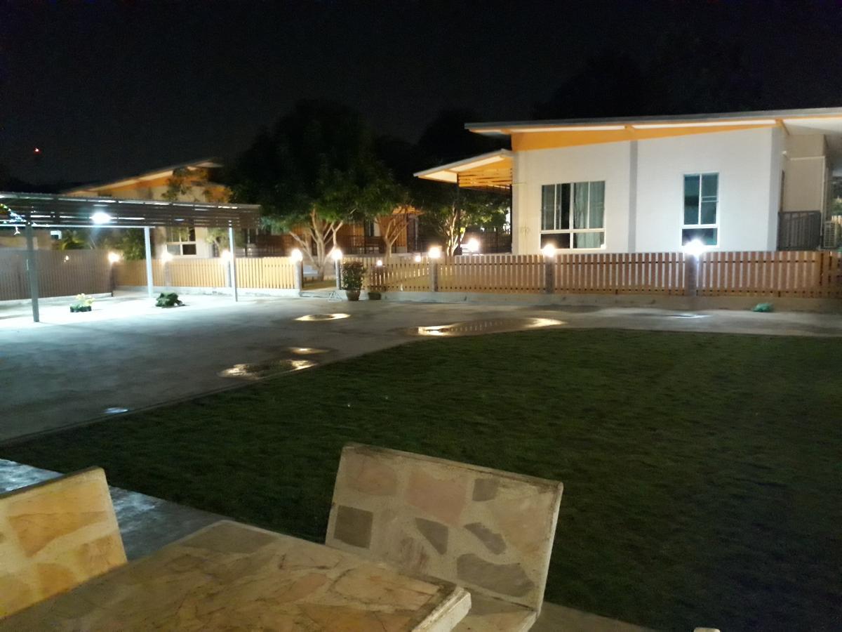 Nong Prue 班内克豪旅馆酒店 外观 照片