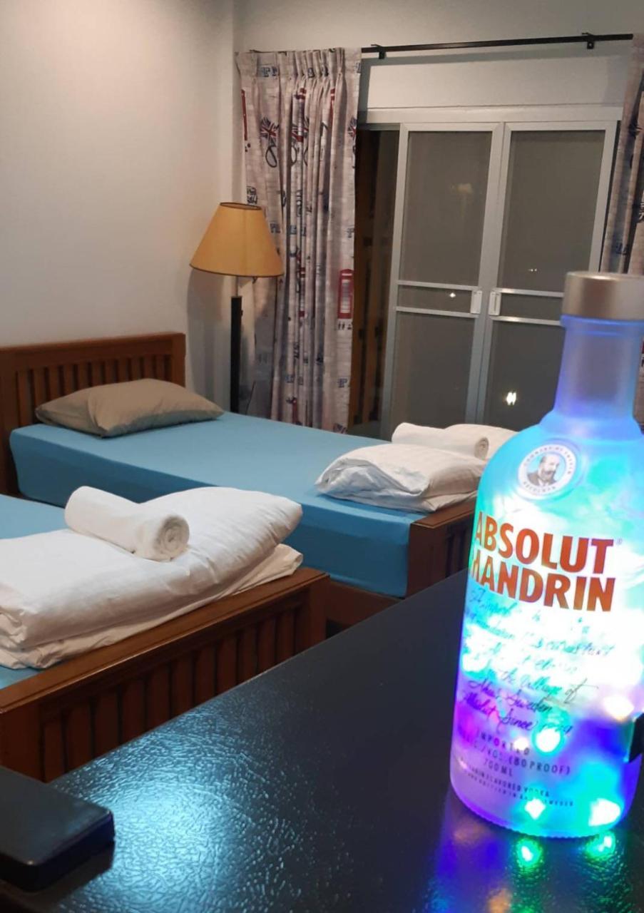 Nong Prue 班内克豪旅馆酒店 外观 照片