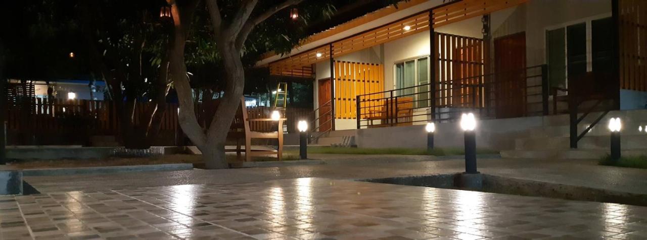 Nong Prue 班内克豪旅馆酒店 外观 照片